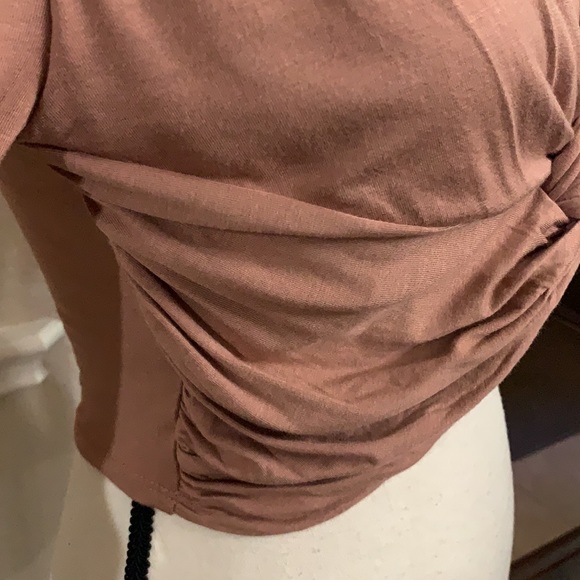 Peach Love tan front twist cropped top - Picture 7 of 17